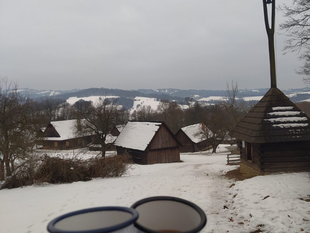 Naše plecháčky s čajem ve Valašské dědině