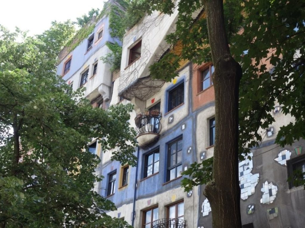 Budovy objektu KUNST HAUS WIEN