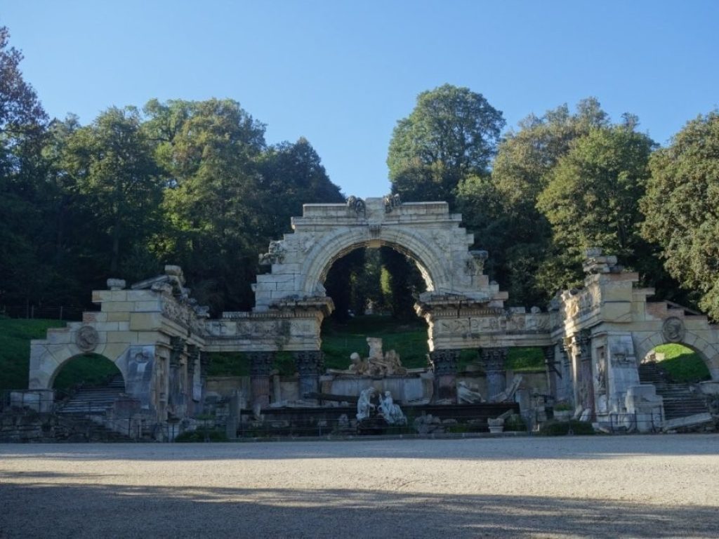 Římské ruiny v zoo Schönbrunn