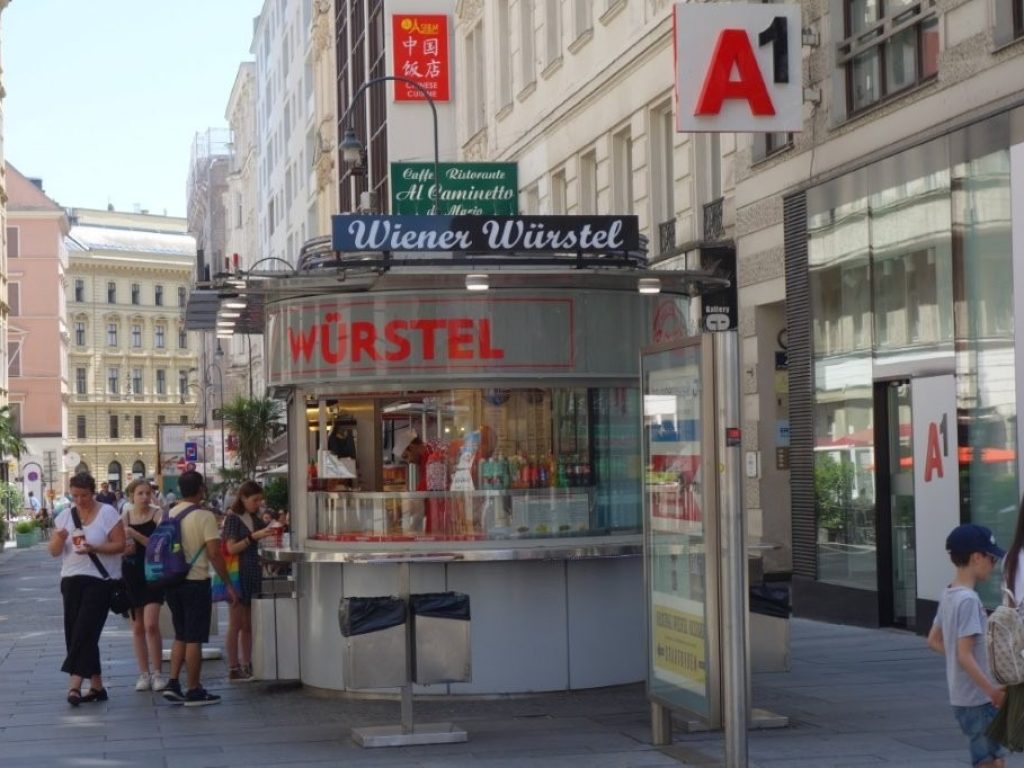 Stánek s občerstvením - Wiener Würstel